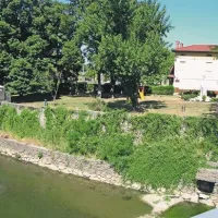 Takšna je ta čas podoba parka. Tekoča voda je “tam spodaj”.