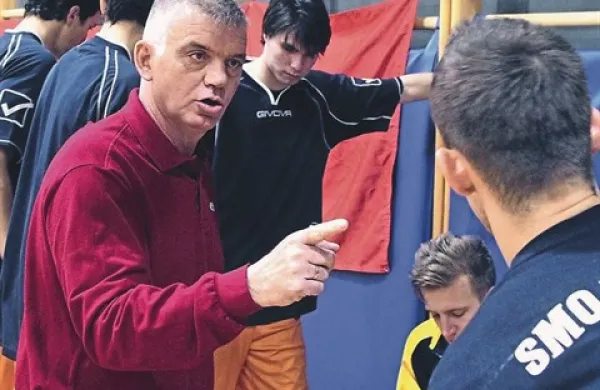 Mihailo Poček bo ekipo sestavljal brez sodelovanja Janeza Rajglja