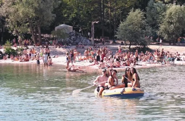 Dnevno dogajanje je bilo najbolj pestro ob sotočju Tolminke in Soče
