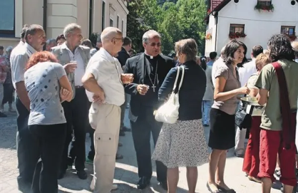Družaben in množično obiskan &scaron;trukljevc