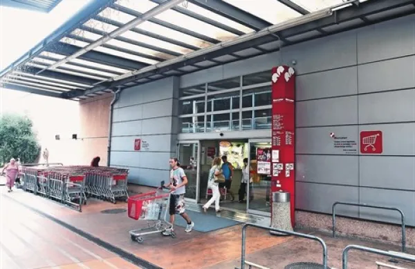 Mercatorjev hipermarket na Dolinski bodo zaprt od 9. septembra do 28. oktobra