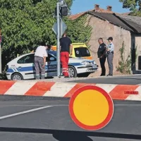 Že zjutraj so zaprli širše območje in evakuirali bližnje prebivalce