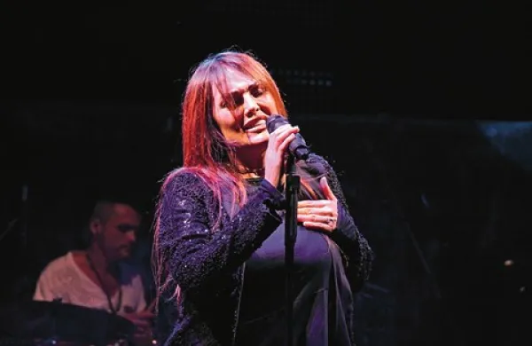 Anna Oxa