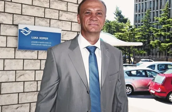 Novi predsednik nadzornikov Luke Koper Dino Klobas upa, da bodo lahko med več kot petimi kandidati za novega predsednika uprave Luke do seje nadzornikov prihodnji ponedeljek izbrali pravega