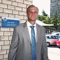 Novi predsednik nadzornikov Luke Koper Dino Klobas upa, da bodo lahko med več kot petimi kandidati za novega predsednika uprave Luke do seje nadzornikov prihodnji ponedeljek izbrali pravega