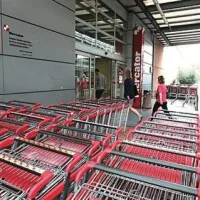  Hipermarket na Dolinski cesti bo zaprt od 9. septembra do 28. oktobra. Druge trgovine in lokali v objektu bodo v tem času obratovali kot običajno.