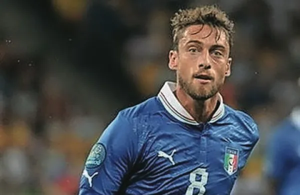 Italijanski nogometni reprezentant Claudio Marchisio, ki nosi dres torinskega Juventusa, bo moral prisilno počivati na uvodu v novo sezono