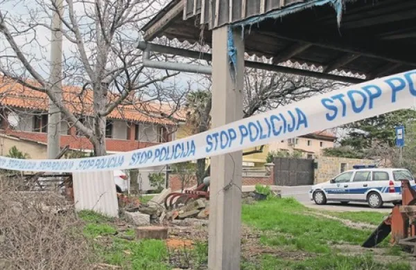 Grozljiv umor je marca pretresel tako prebivalce Čežarjev kot širše okolice