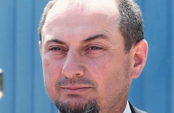 Na pogovor o nameri Gašpar Mišiča, ki se poteguje za položaj predsednika uprave Luke Koper, so prišli tudi trije ministri iz vrst Pozitivne Slovenije