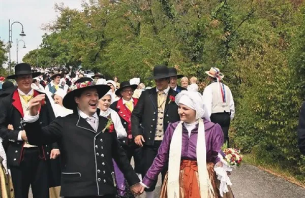 Mnogaja leta, Neža in Jernej!