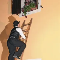 Podoknica, s plezanjem po visoki lestv, ni hec