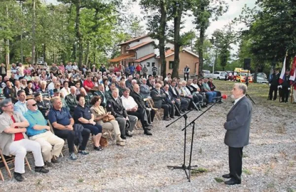 Ciril Zlobec je posvaril pred pretiranim ukvarjanjem s preteklostjo