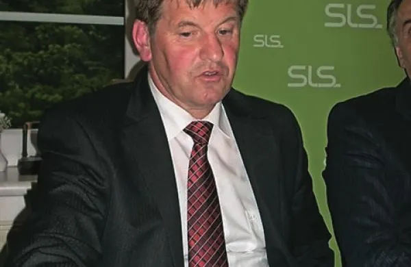 V Slovenski ljudski stranki (SLS) menijo, da se je država znašla v položaju, ko jo lahko reši le čimprejšnje oblikovanje tehnične vlade