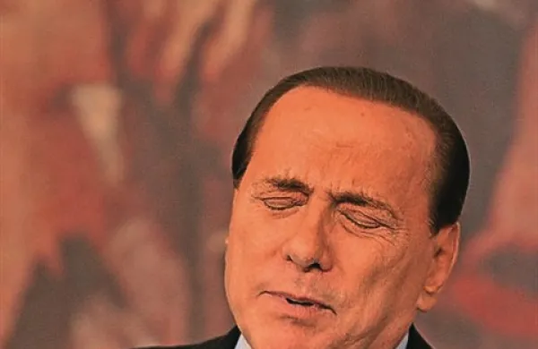 Nekdanji italijanski premier in medijski mogotec Silvio Berlusconi, ki je v petek zagrozil z zrušenjem vlade italijanskega premierja Enrica Lette, je poskušal omiliti svoje besede in zanikal, da bi Letti postavil ultimat