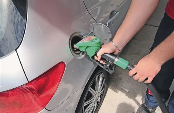 Za liter bo treba odšteti približno dva centa in pol več kot doslej