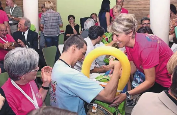 V Mladinskem zdravilišču in letovišču Debeli rtič se je v soboto začel peti Rotary Kamp,  enotedenske rehabilitacijske počitnice  31 otrok in mladih oseb s posebnimi potrebami iz Slovenije in Italije in njihovih spremljevalcev