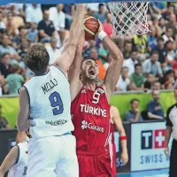 Italijanska devetica (Melli) je zaustavila turško devetico (Erden)