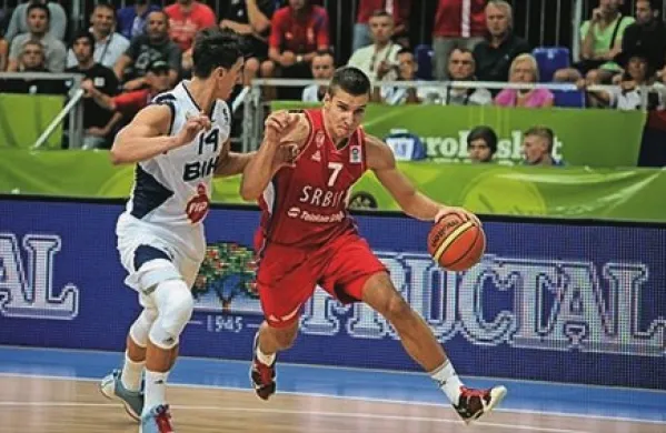 Turki v &scaron;kripcih, Italijani in Srbi drugič zmagali