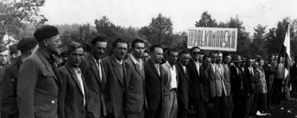 Nekdanji borci 4. prekomorske brigade na Okroglici