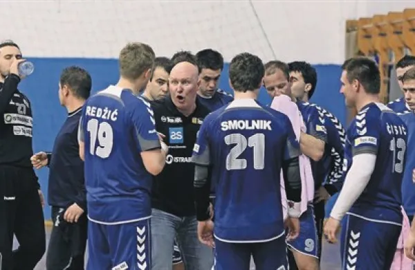 Večina rokometašev, ki je lani nosila največje breme, bo za Istrabenz pline igrala tudi letos