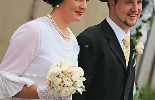 Briška poroka - nevesta Jožica Belej in ženin Rok Valenčič
