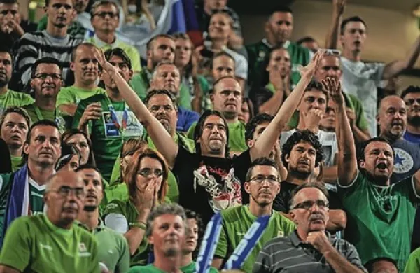 Slovenski košarkarji bodo podporo publike potrebovali še na štirih tekmah; najprej danes ob 21. uri proti Finski, v sredo ali četrtek v četrtfinalu in nato še v polfinalu ter finalu oziroma tekmah za razvrstitev