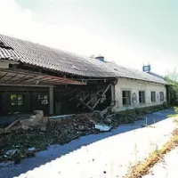 Nekoč svetel Ideal se vse bolj sesuva