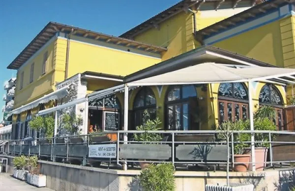 Krvavi obračun se je februarja lani zgodil v piranskem lokalu Cafe teater
