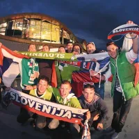 Privrženci slovenske košarkarske reprezentance iz Pivke