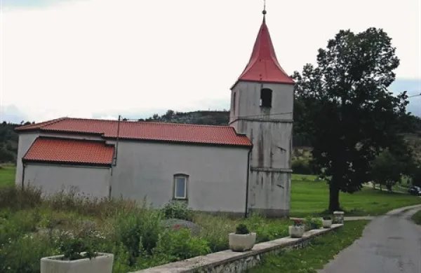 V vasici Juršče bodo oktobra začeli graditi   mrliško vežico