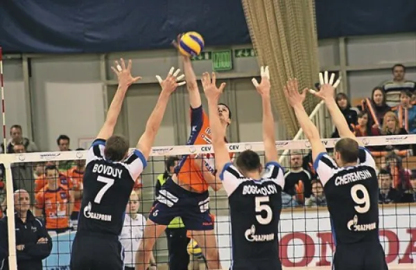 Mitja Gasparini (v napadu) je bil s 17 točkami najučinkovitejši Slovenec