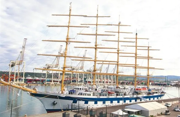 Petjambornica Royal Clipper je na krovu gostila 215 potnikov