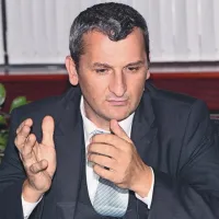  Samo Omerzel 