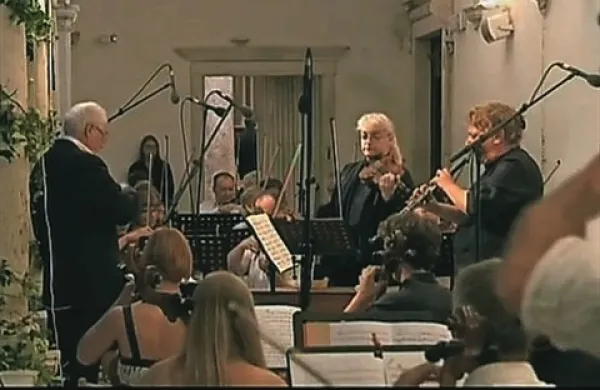 Obalni komorni orkester letos praznuje 30-letnico uspešnega glasbenega ustvarjanja
