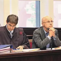  ... ter Silvan Saksida (desno) in njegov odvetnik Aleš Štravs