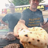 Pozor na slogan z majice