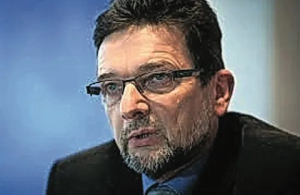Kriminalisti so danes v zvezi z izjavami na javni tribuni Zbora za republiko v Lenartu zaslišali moralnega teologa Ivana Štuheca