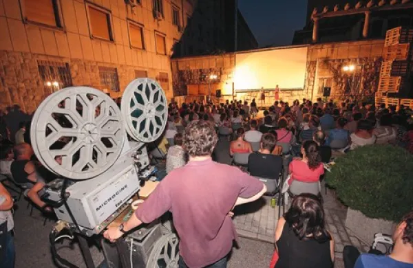 Odziv ljudi na letni kino v Novi Gorici je snovalcem Furlanovega leta dal elana