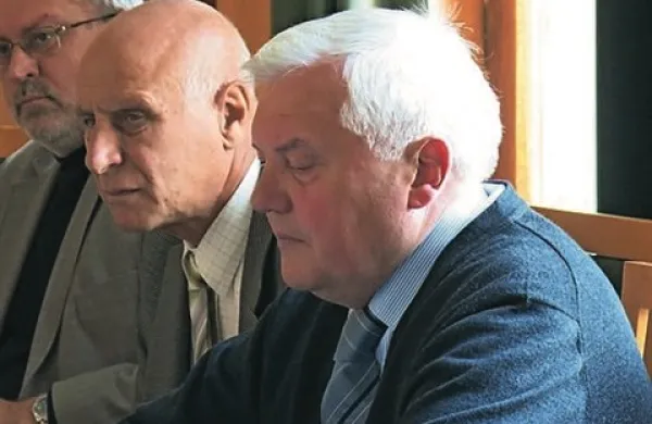Na predlog poslanca SD Mirka Brulca so se  v Novi Gorici na sestanku o predlogu novega zakona o igrah na srečo sešli goriški župani