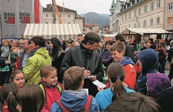 Pomagali bodo socialno ogroženim &scaron;olarjem