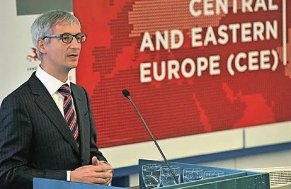 Minister Jernej Pikalo je izpostavil, da je  Slovenija  ena izmed prvih držav v Evropski uniji, ki je v šolski sistem uvedla kitajščino kot izbirni predmet