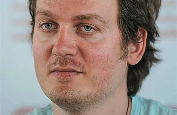 Goran Lukič iz ZSSS  ugotavlja, da je sistem nastavljen v prid delodajalcu: določeni delavci dobijo tožbo, a je ne morejo iztožiti, ker delodajalca ni več. “Tega pa ni več zato, ker neki drug zakon omogoča, da ta delodajalec ustanovi novo podjetje v