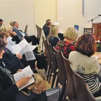 Dr. Branko Marušič med svojim predavanjem Pregled zgodovine visokega šolstva na Goriškem z dveh perspektiv 