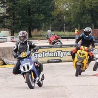 Skuterje razreda sport bi na zavitih cestah v hrbet gledal marsikateri avtomobilist 