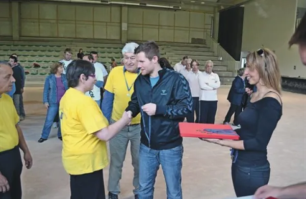 Prireditev se je končala z družabnim delom ter podelitvijo medalj, ki jih je podelil rokometni reprezentant Robi Konečnik 