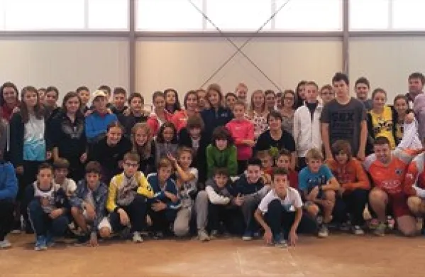 V Športnem društvu Trta Sv. Anton so gostili učence OŠ Elvire Vatovec Prade in jih učili balinanja