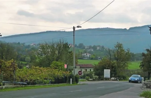Odpisani: prebivalci Vremske doline in še nekaj sto drugih Primorcev ter nekaj tisoč Slovencev je od včeraj brez slovenskih komercialnih TV postaj