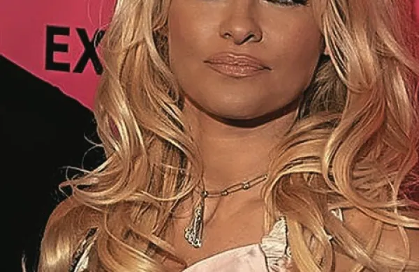Pamela Anderson se bo udeležila letošnjega maratona v New Yorku