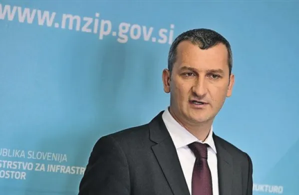 Samo Omerzel: “Upam si trditi, da se da drugi tir narediti za pol cene.”