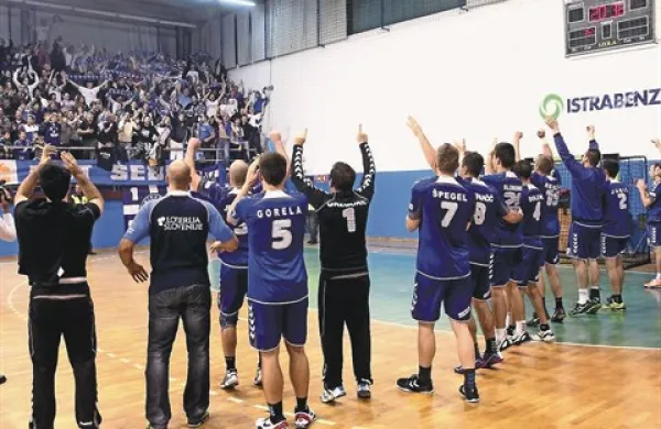 Ribari bodo tudi danes v Izoli osmi igralec Istrabenz plinov